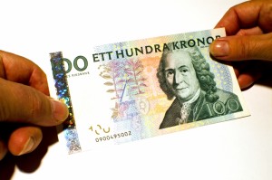 betalar med svenska kronor